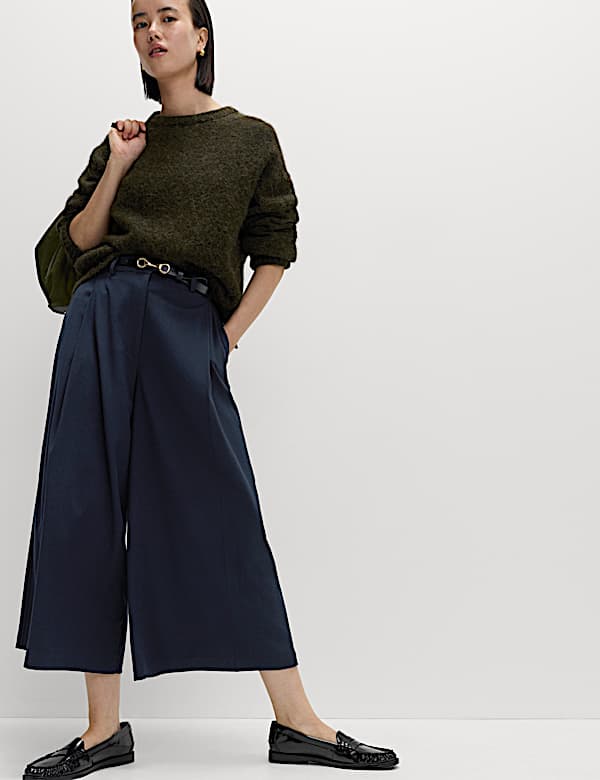 Woven Pleated Wide Leg Culottes - US