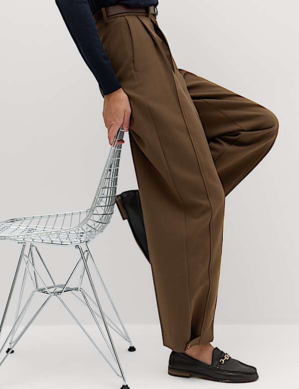 Pantalon &agrave; deux plis et revers - CA
