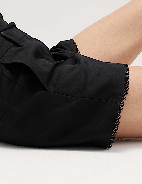 Short ajust&eacute; en lyocell avec lin - BE