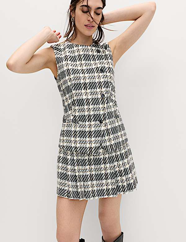 Tailored Checked Asymmetric Single Breasted Waistcoat - AT