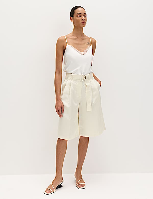 Linen Blend High Waisted Belted Bermuda Shorts - LU