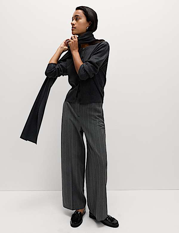 מכנסי פלנל בגזרה רחבה עם פסים דקים - IL