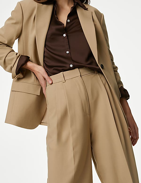Pleat Front Relaxed Wide Leg Trousers