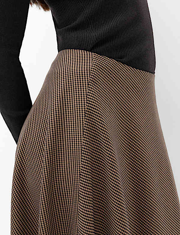 Checked Midi Circle Skirt - UA