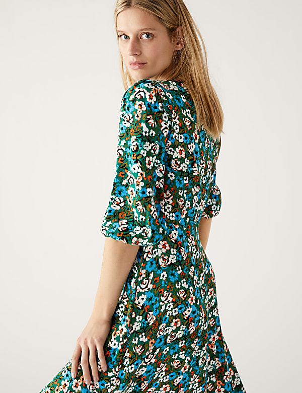 Floral Round Neck Midaxi Tea Dress