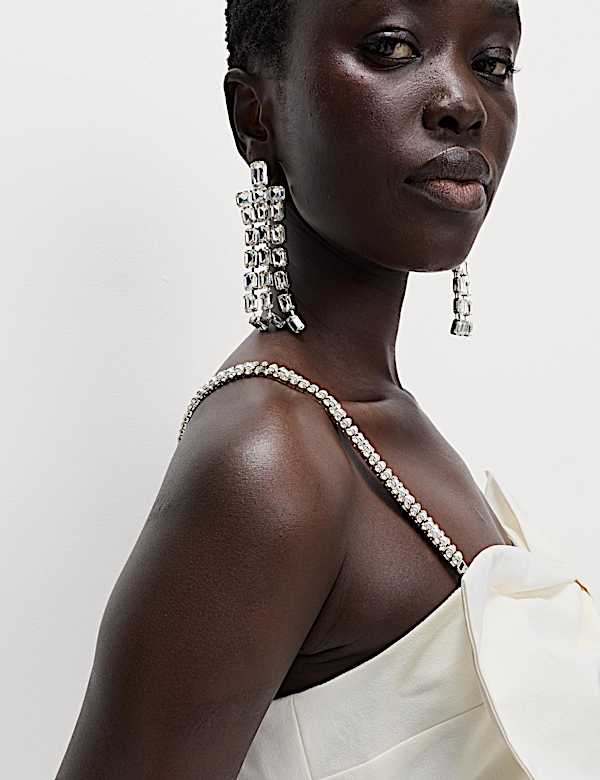 Robe coupe courte ornée d'un détail nœud - CH