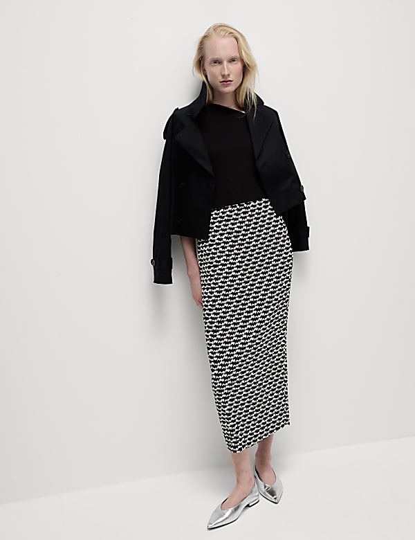 Plissierter Maxi-Schlupfrock mit Geometrischem Muster - DE