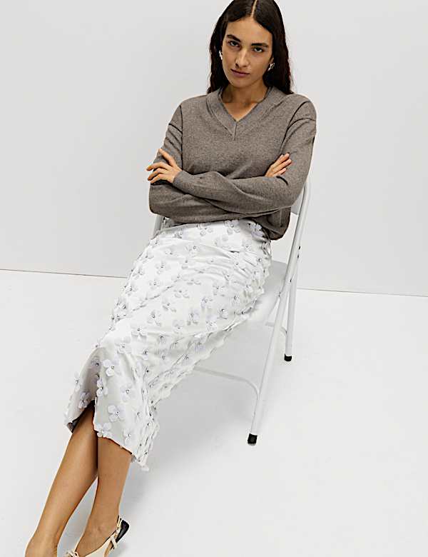 Floral Embellished Midi Pencil Skirt