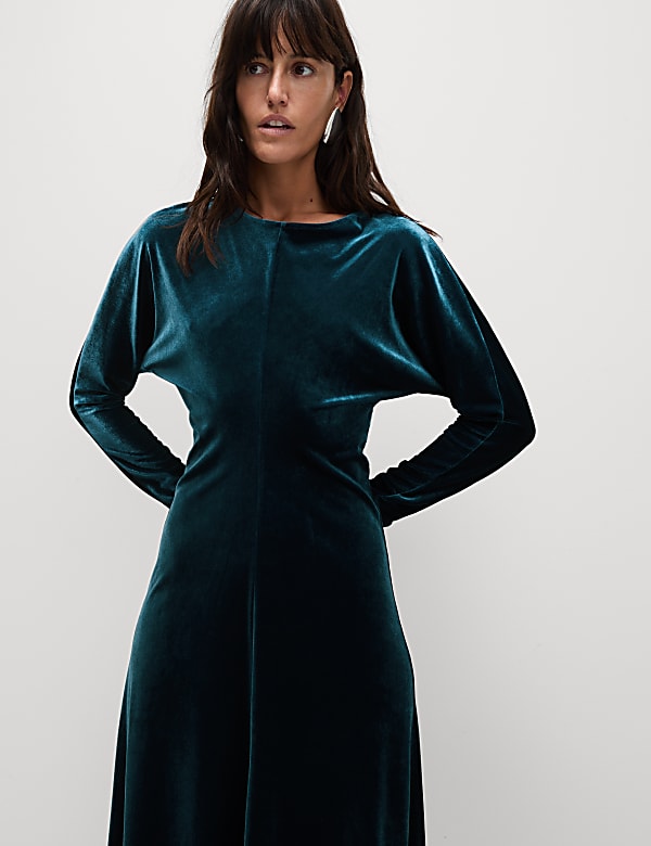 Velvet Round Neck Midaxi Dress - AU