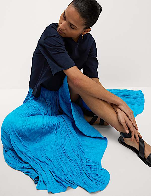 Pleated Maxi Skirt - JE