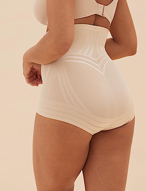 Firm Control Magicwear&trade; Geometric Low Leg Waist Cincher - US