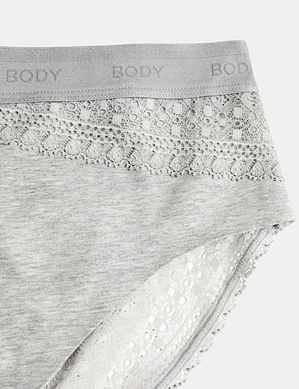 2pk Light Control Cotton Rich High Leg Knickers