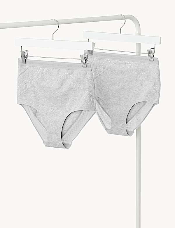 2pk Cotton Rich Light Control Full Briefs