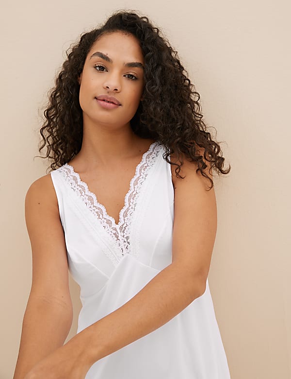 Lace Trim Full Slip 19"-26"