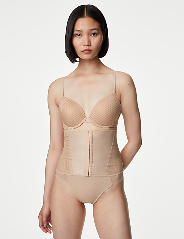 Firm Control Cool Comfort™ Waist Cincher