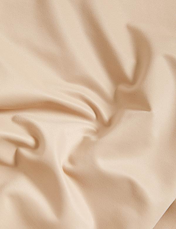 Body Define™ Firm Control Shaping Slip