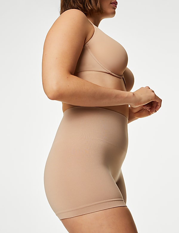 2pk Light Control Seamless Shaping Shorts