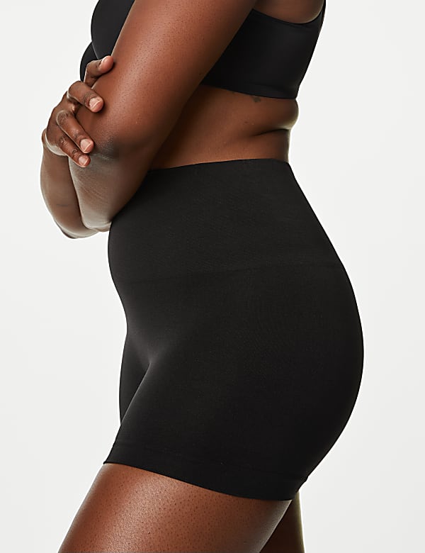 2pk Light Control Seamless Shaping Shorts