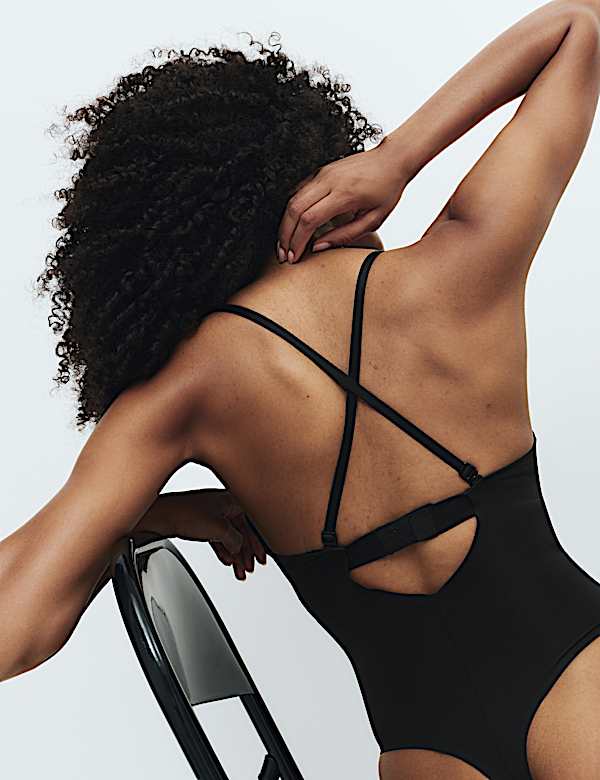 Body Invisibles&trade; Plunge Shaping Body (A-DD) - LU