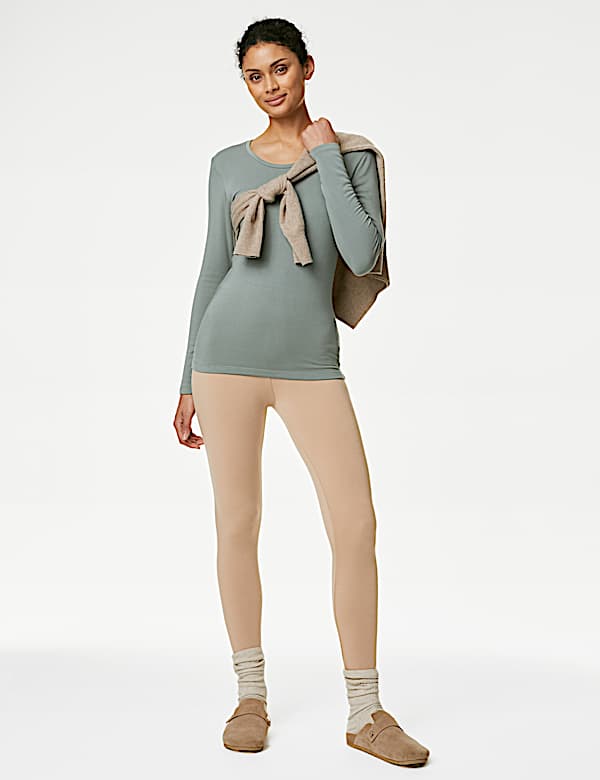 Heatgen™ Medium Thermal Scoop Neck Top