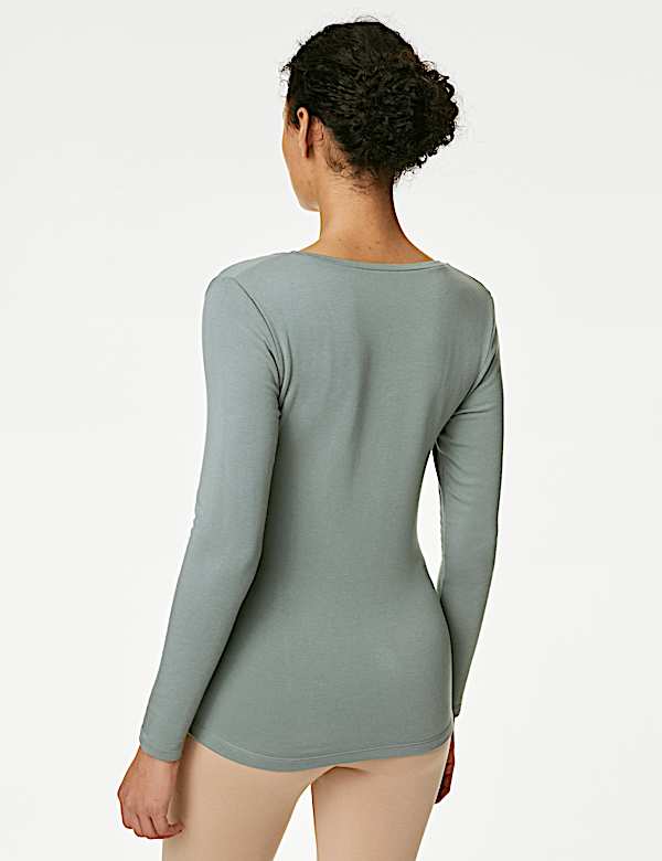 Heatgen™ Medium Thermal Scoop Neck Top