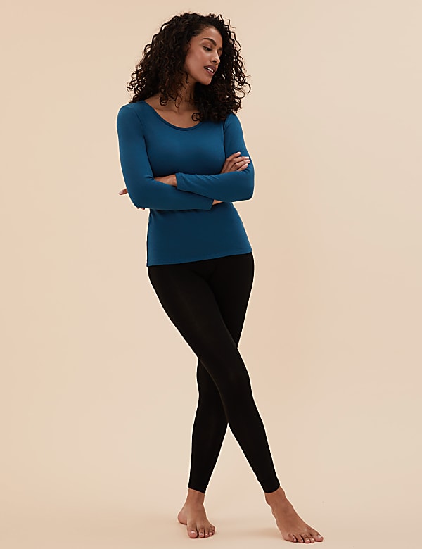 Heatgen&trade; Medium Thermal Scoop Neck Top