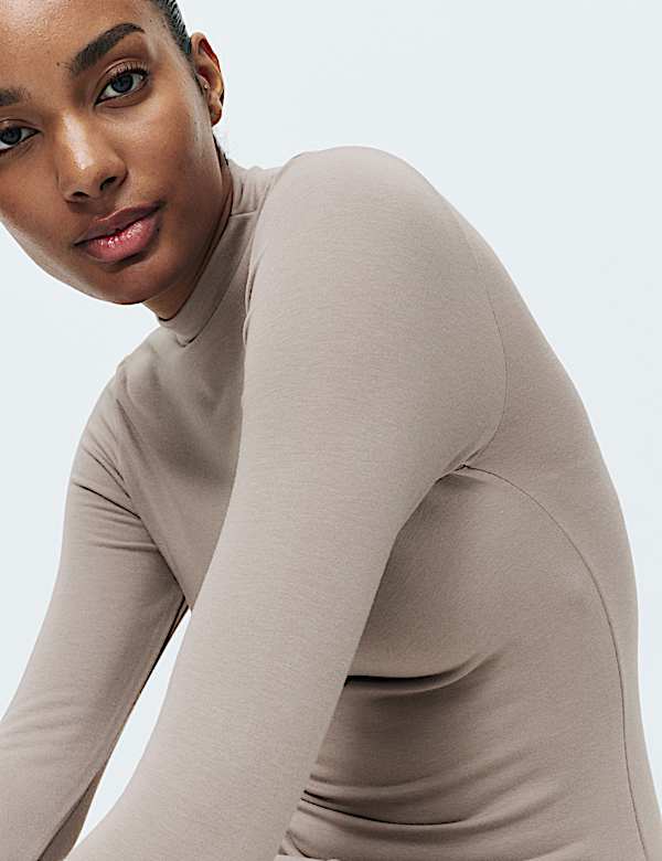 Heatgen™ Medium Thermal Mock Neck Top - AL