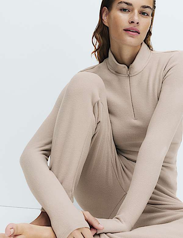 Heatgen™ Maximum Thermal Funnel Neck Top - MX