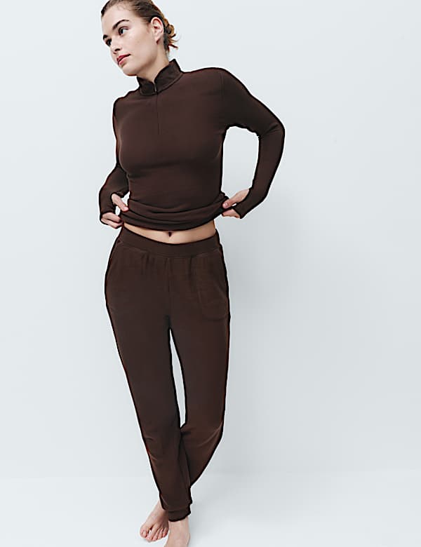 Heatgen&trade; Maximum Thermal Slim Joggers