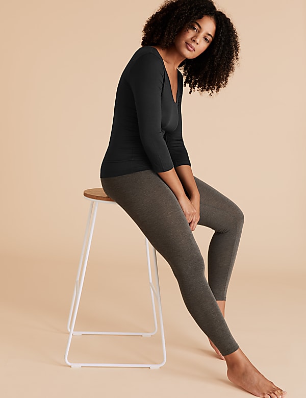No Show Heatgen™ Thermal ¾ Sleeve Top