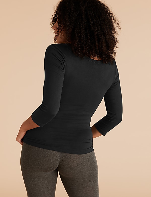 No Show Heatgen™ Thermal ¾ Sleeve Top