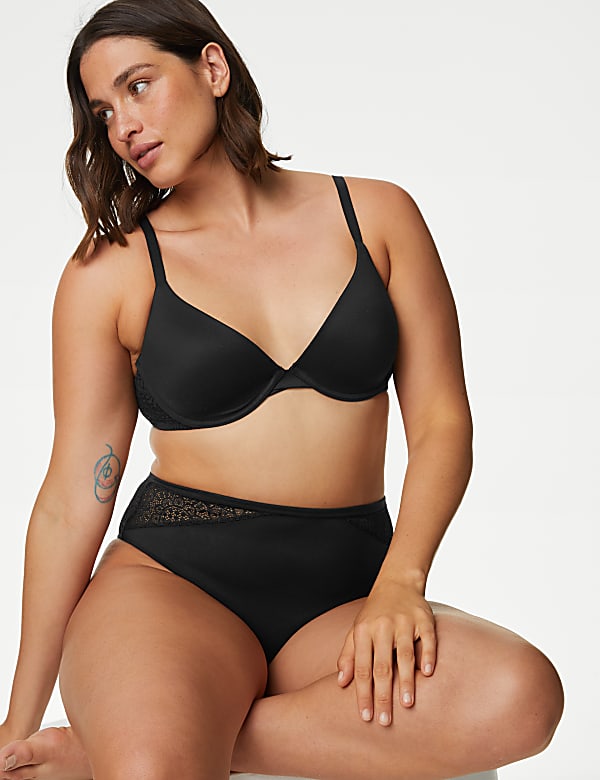 Body Soft™ Wired Plunge Bra A-E