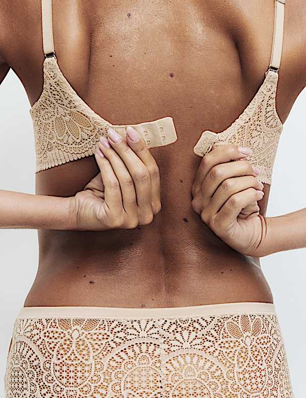 Body Soft&trade; Wired Plunge T-Shirt Bra A-E