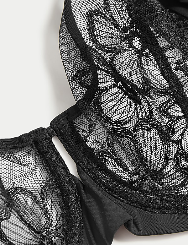 Embrace Embroidered Wired Full Cup Bra A-E