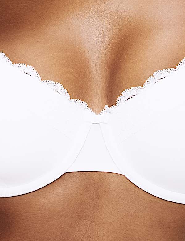 Halbschalen-BH mit B&uuml;gel und Spitzenbesatz (A&ndash;E) - DE