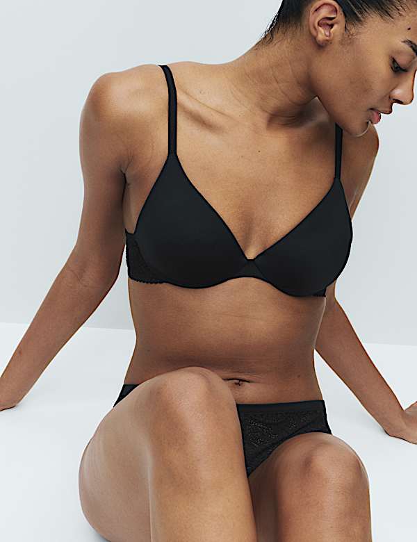 Body Soft&trade; Wired Plunge Bra (A-E)
