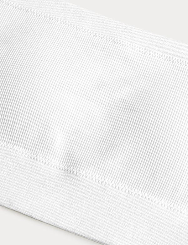 Seamless Non Wired Bandeau Bra