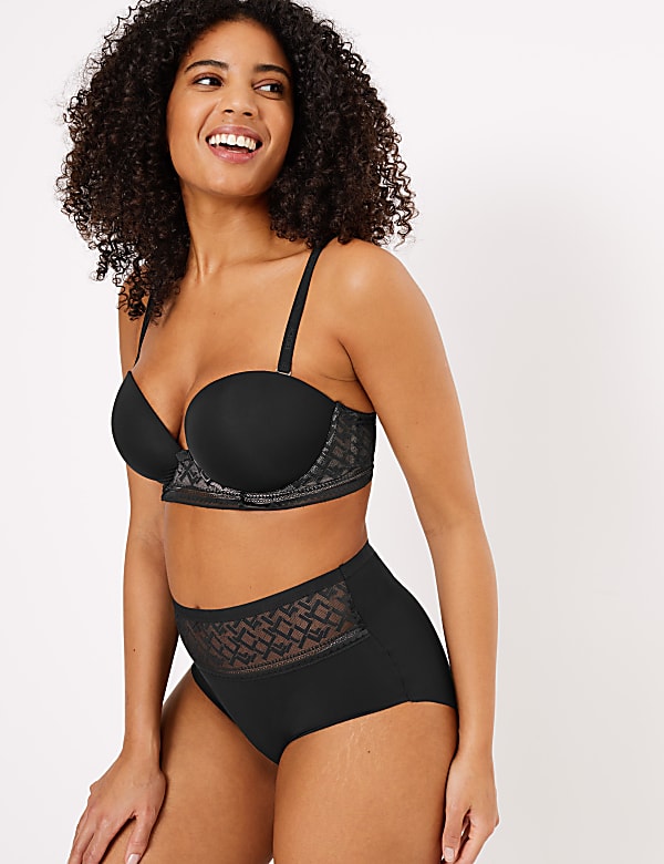 Body™ Padded Plunge Strapless Bra A-E
