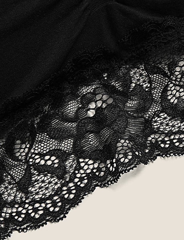 Lace Bandeau Strapless Bra