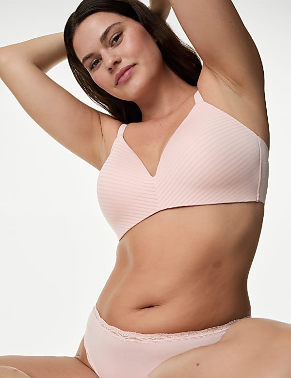 Shape Define™ Non Wired Full Cup T-Shirt Bra