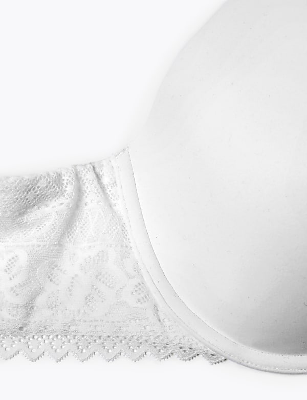 Sumptuously Soft™ Lace Padded Bra