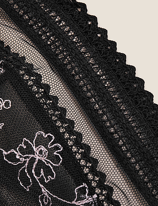 Archive Embroidery Wired Plunge Bra