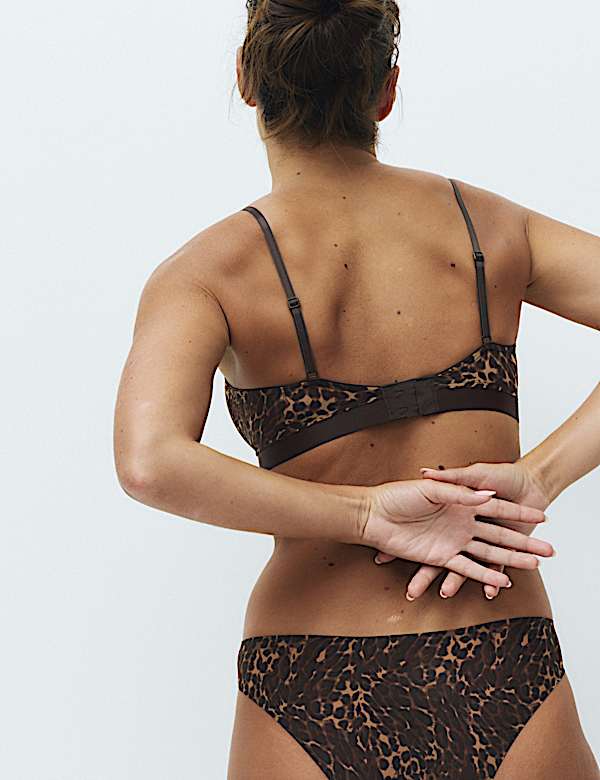 Body Invisibles&trade; Sheer Non Wired Bralette (A-E) - IS