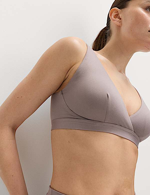 Low Impact Cross Over Sports Bra (A-E)