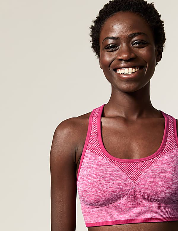 Reversible Seamless Medium Support Sports Bra