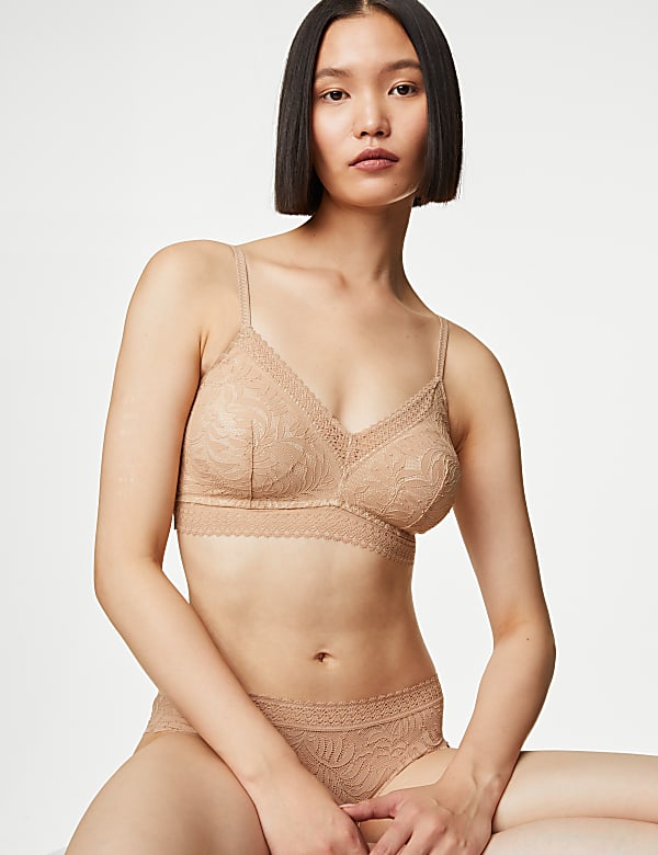 Flexifit™ Lace Non Wired Bralette