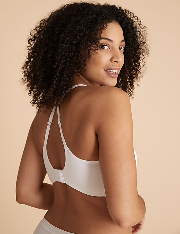 Smoothing Non-Wired Bralette