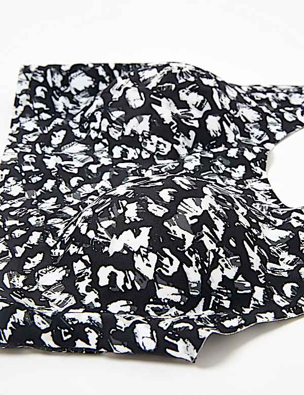 Flexifit&trade; Non-Wired Printed Crop Top
