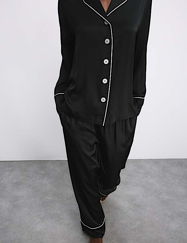 סט פיג'מה מסטן עם צווארון שטוח - IL