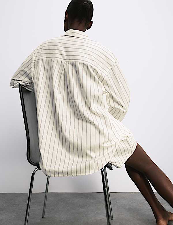 AUTOGRAPH SATEEN STRIPE REVERE SHORTIE